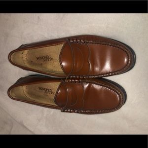 Allen Edmonds Cavanaugh Loafers